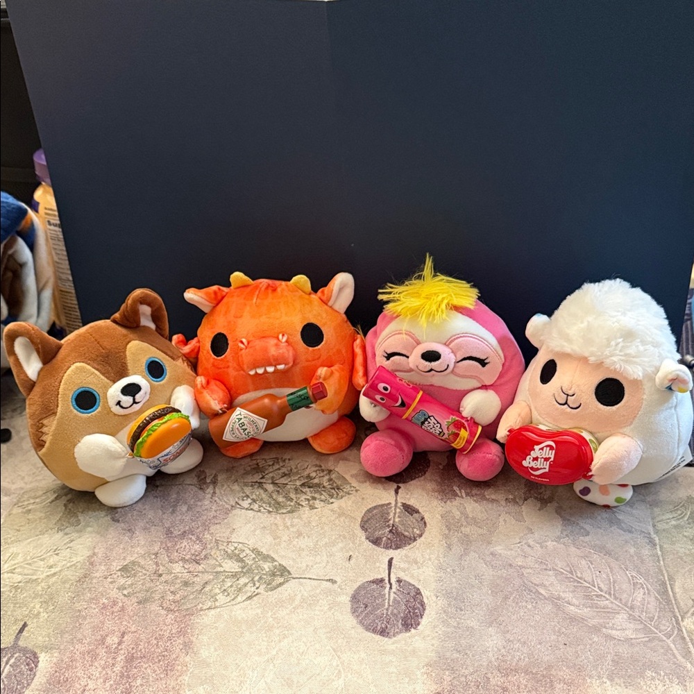 ZURU SURPRISE SNACKLES - SMALL PLUSH
